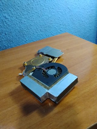 Ventilador disipador Lenovo portátil