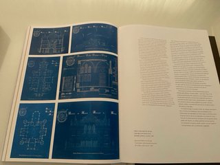 Libro Gaudi en primer plano edicion  ARTIKA