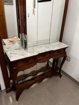 Mesa recibidor mármol y madera