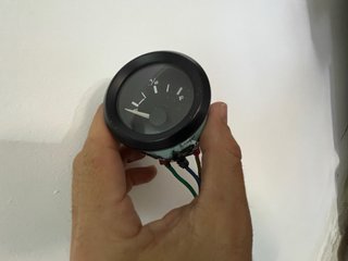 Indicador de combustible de avión. Caudalimetro.
