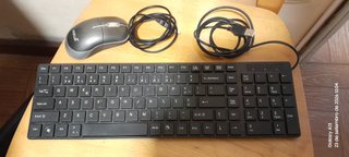 Teclado e Rato USB