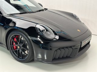 Porsche 911 2025