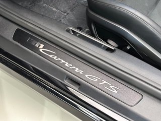 Porsche 911 2025