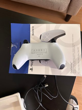 Mando DualSense PS5 Sony con cable de carga y caja
