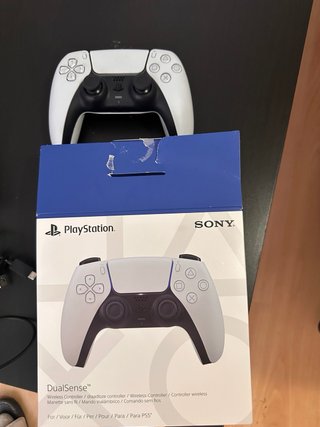 Mando DualSense PS5 Sony con cable de carga y caja