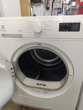 Secadora Electrolux 7kg  De Condensación