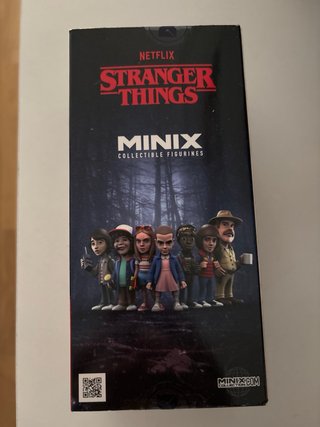 Minix Stranger Things Figura Coleccionable Hopper