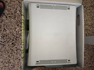Xbox 360 + mando + 8 juegos | Lote completo