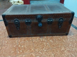 Baúl antiguo 91x52x37 cm