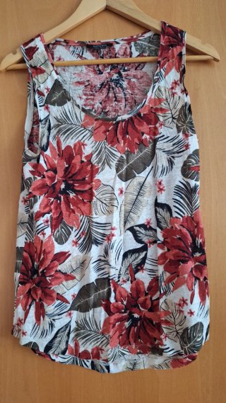 Conjunto Esmara pantalón y 2 camisetas verano lino