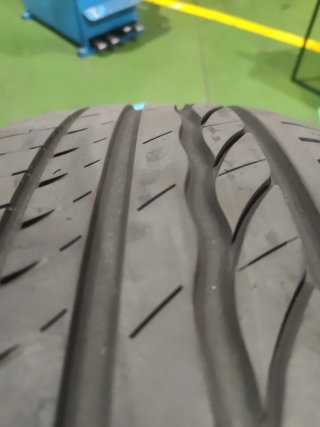 Neumáticos BRIDGESTONE 235 55 R17 103V