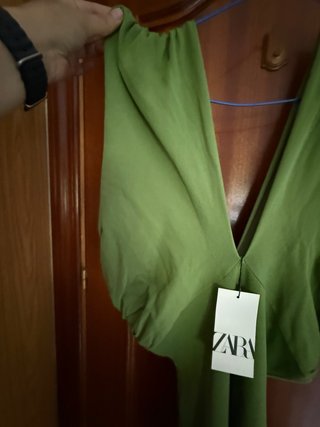 Vestido verde Zara