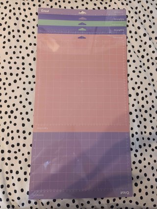 Cricut Maker 3 + Foil, Debossing y mats