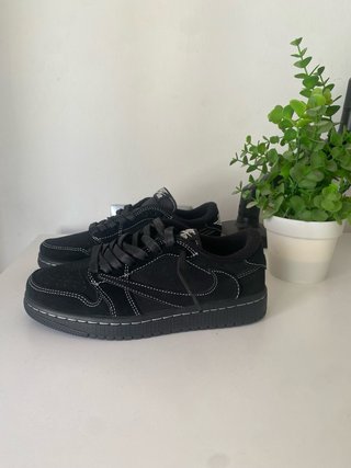Zapatillas Jordan Travis Scott Negras