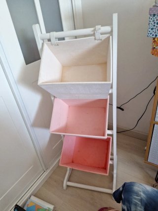 Mueble de almacenaje de madera