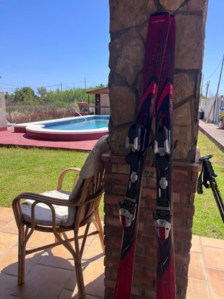 Esquís Fischer 160cm con fijaciones