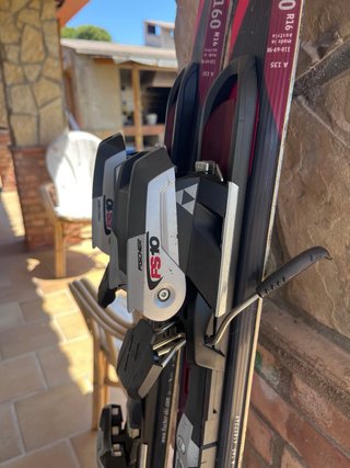 Esquís Fischer 160cm con fijaciones