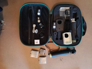 Accesorios GoPro: Estuche y Mando