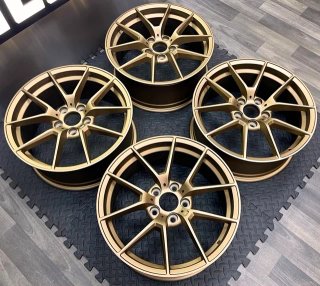LLANTAS BMW 18-19-20 PULGADAS MOD. BANZI DORADO.