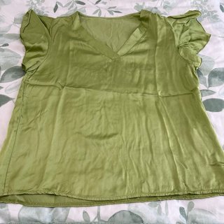 Blusa verde manga corta