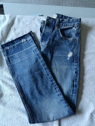 Vaqueros Stradivarius Straight Slim T.36
