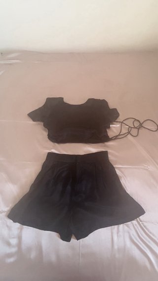 Conjunto de seda negro