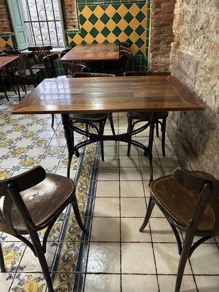 Mesa y 4 Sillas Restaurante Madera