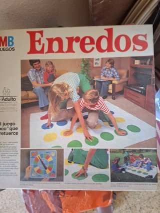 MB Juego Enredos