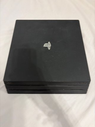 PS4 Pro 1TB Nero