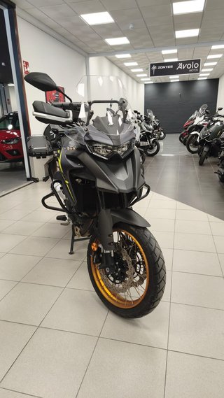 QJMotor SRT 550