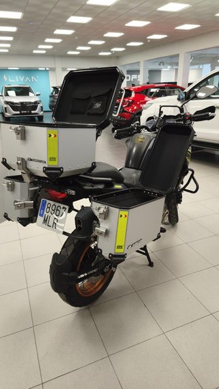 QJMotor SRT 550
