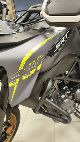 QJMotor SRT 550
