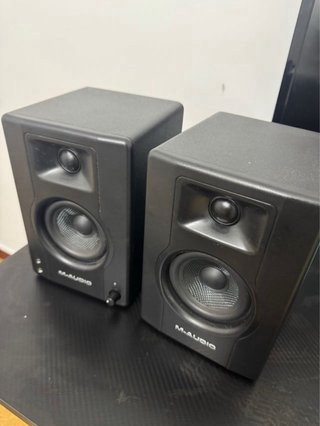 Monitores M-Audio BX3 Negros