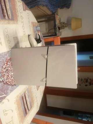 Playstation 5 digitale, con controller e cuffie