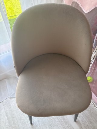 Mesa y 4 Sillas