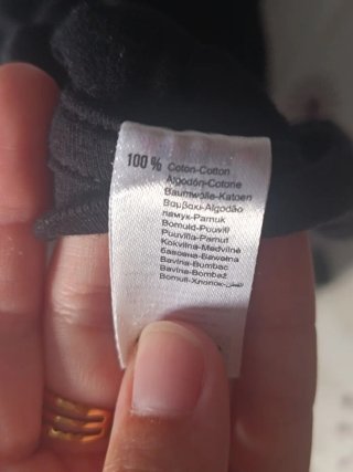 Camiseta Negra Estampada Corta