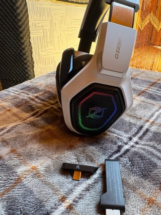 Ozeino Casco Gaming Inalámbrico RGB