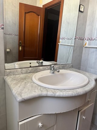 REGALO Mueble de baño con espejo