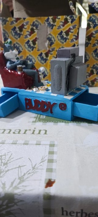 Figura de ratón bad Bunny