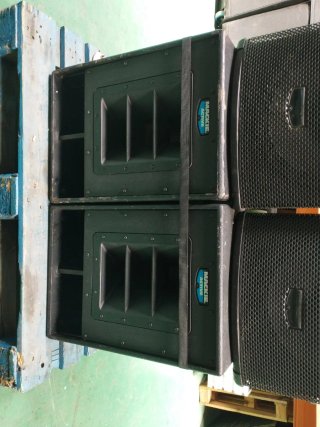 Mackie SA1521 Altavoces Activos PA