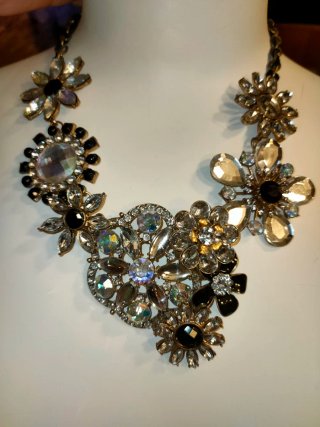 Collar gargantilla piedras brillantes talla M
