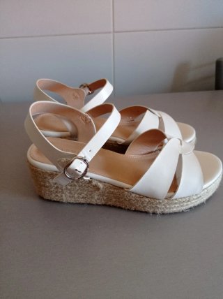 Sandalias Marypaz Blancas Mujer