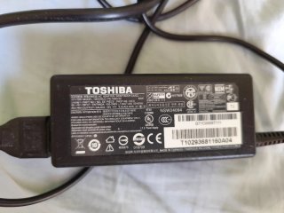 Cargador Toshiba 65W NSW24094