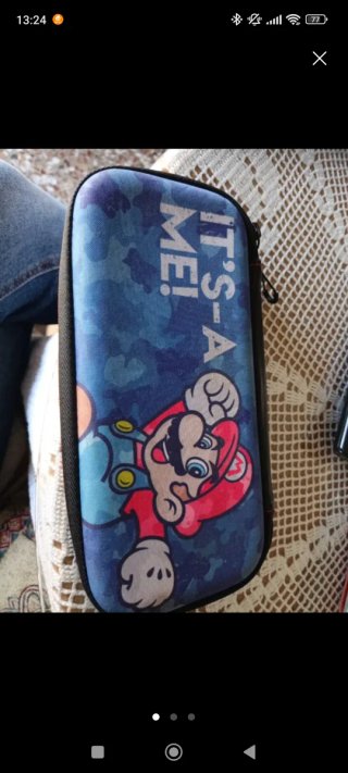Nintendo Switch v2 con caja
