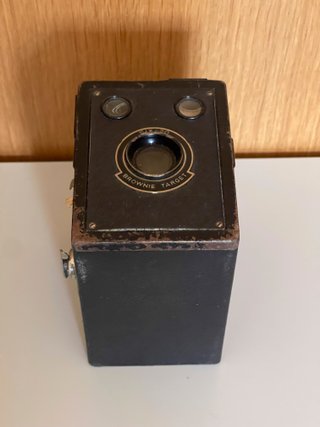 Cámara Kodak Brownie Target Six-20