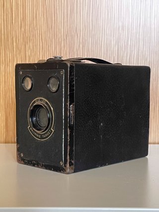 Cámara Kodak Brownie Target Six-20