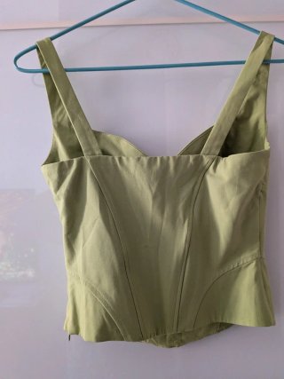 Top Corsé Verde Zara