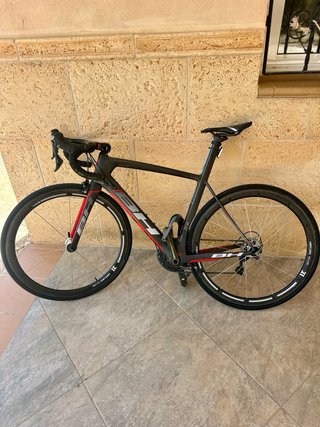 Bicicleta de carretera BH