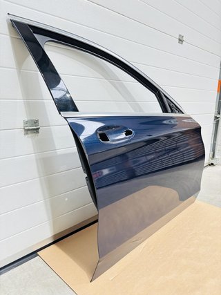 Puerta delantera derecha Mercedes-Benz Clase C 2014-2018 A2057220210