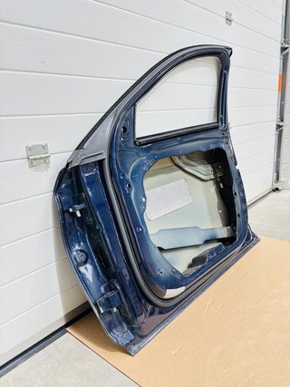 Puerta delantera derecha Mercedes-Benz Clase C 2014-2018 A2057220210